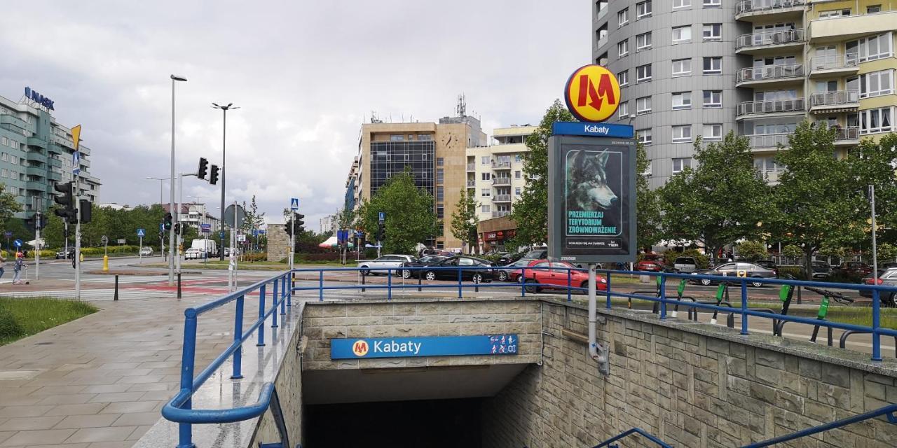 Classic Apartament Metro Kabaty Warszawa Exteriör bild